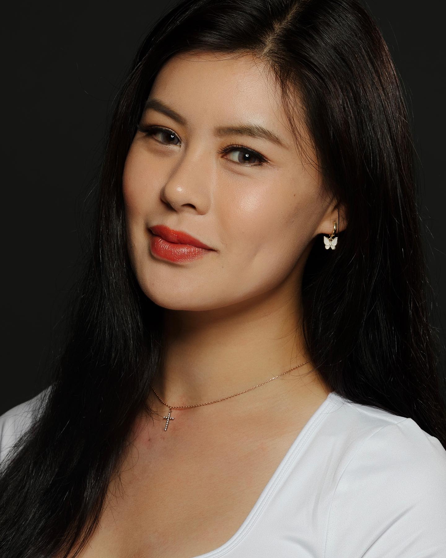 Gloria Li teaching languages
